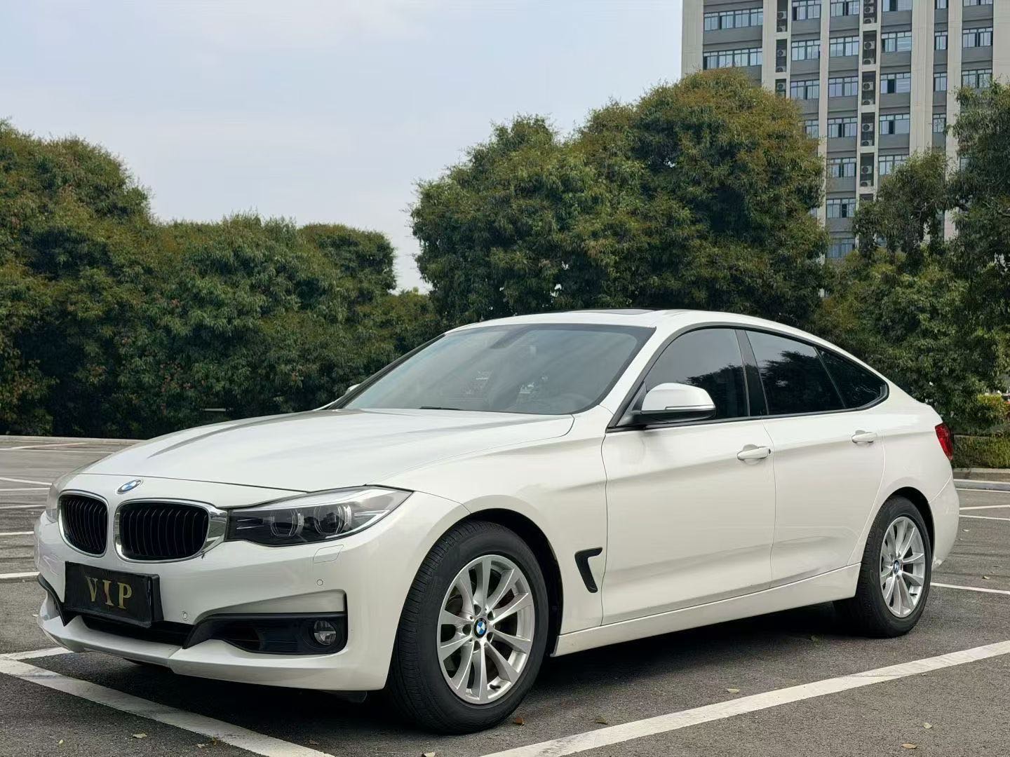 BMW 3 Series GT 2017 car image 