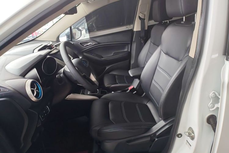 BYD Yuan New Energy 2019 #20 BYD Yuan New Energy 2019 car image #20