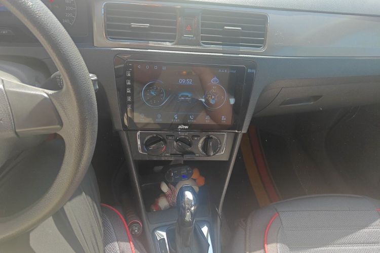 Volkswagen Santana 2016 #13 Volkswagen Santana 2016 car image #13