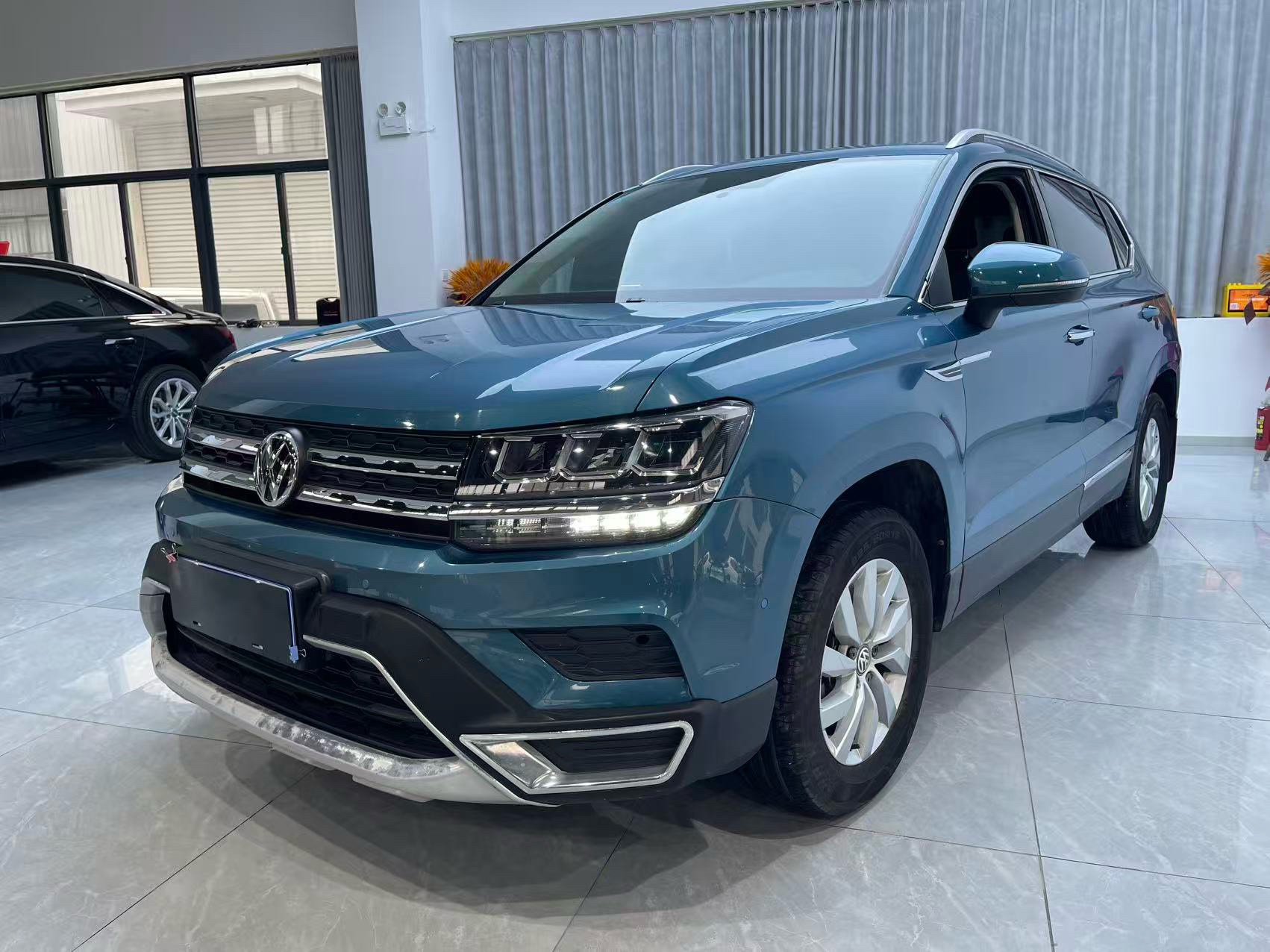 2020 2020 car image