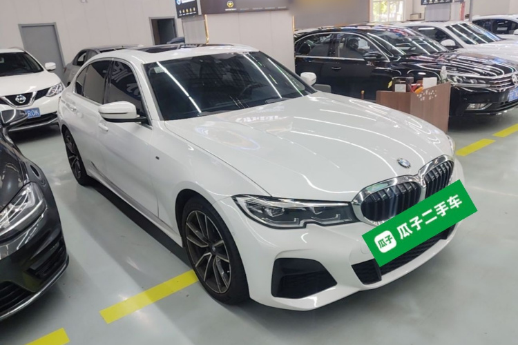 BMW 3 Series 2021 car image #4
