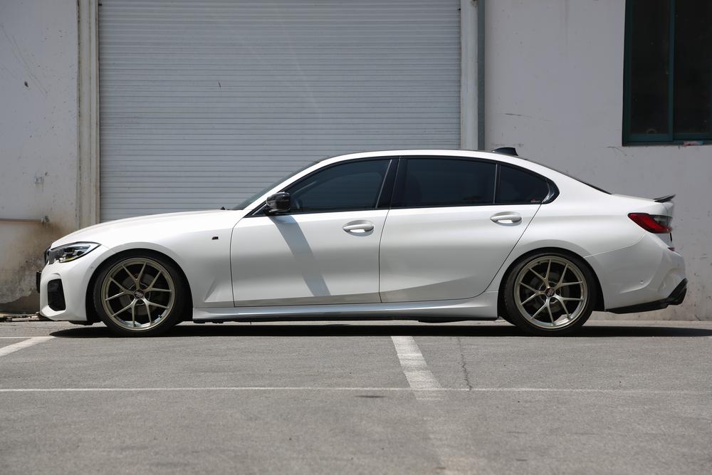 BMW 3 Series 2019 imagen de coche #3