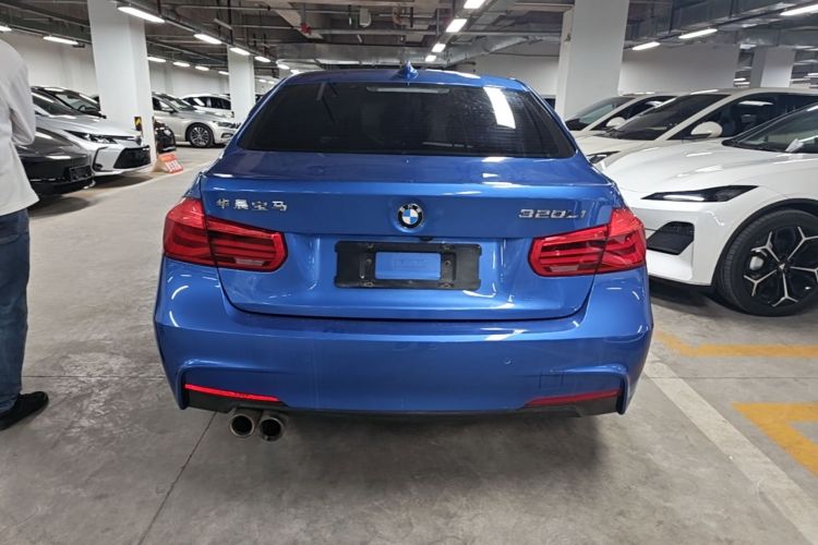 BMW 3 Series 2018 #6 BMW 3 Series 2018 car image #6