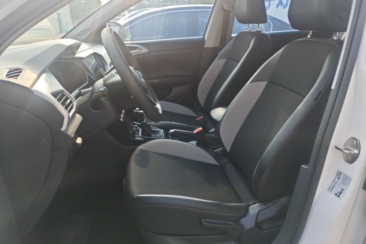 Volkswagen Tacqua 2024 imagem de carro #15