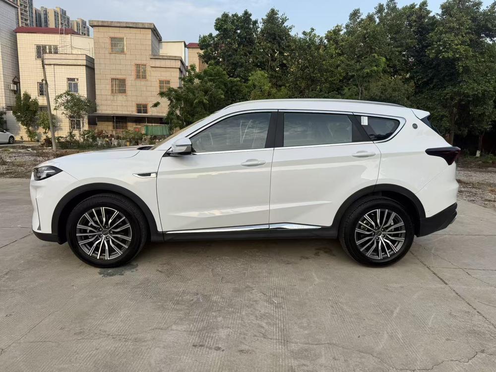 Jetour X70 PLUS 2024 #4 Jetour X70 PLUS 2024 car image #4