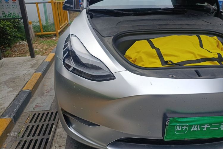 Tesla Model Y 2022 #8 Tesla Model Y 2022 car image #8