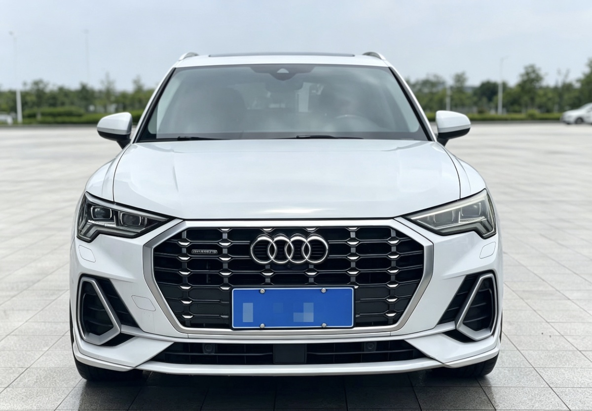 Audi Q3 2021 #2 Audi Q3 2021 car image #2