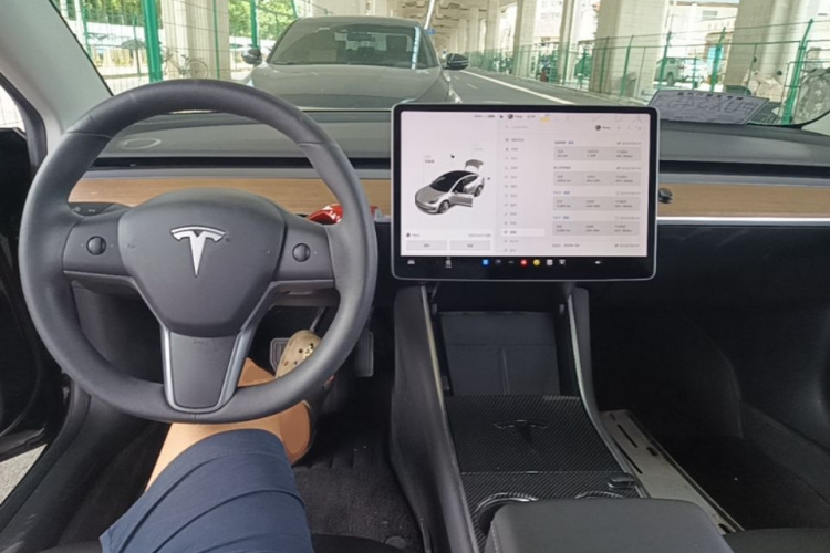 Tesla Model 3 2020 #10 Tesla Model 3 2020 car image #10