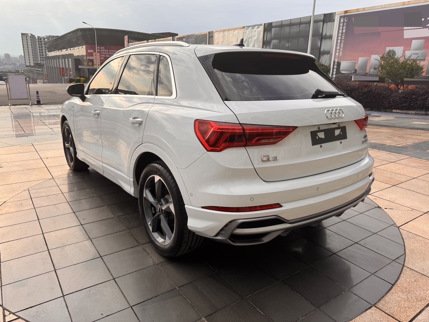 Audi Q3 2023 imagen de coche #6