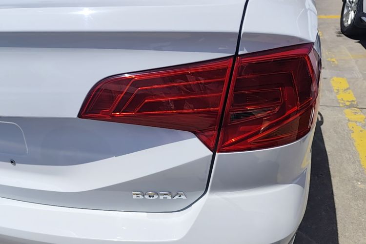 Volkswagen Bora 2023 car image #8