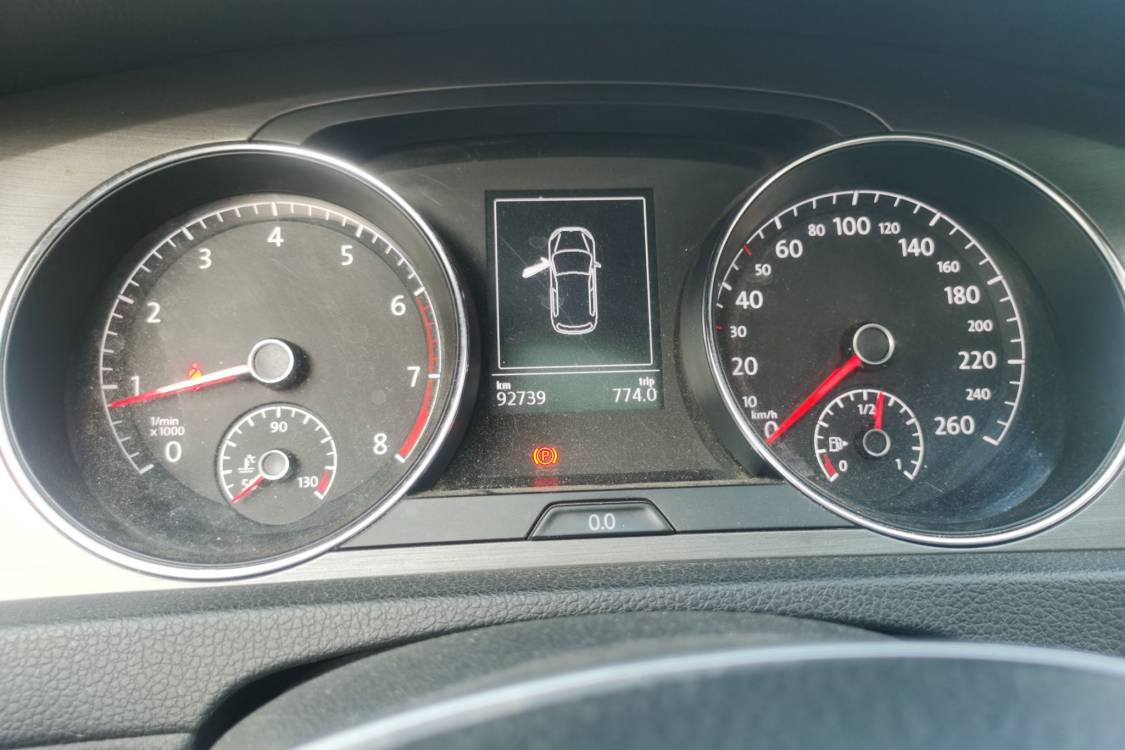 Volkswagen Golf 2015 car image #24