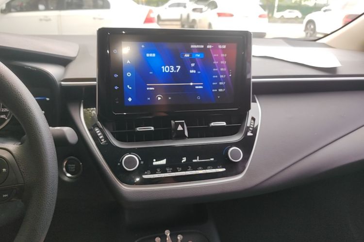 Toyota Corolla 2022 car image #13
