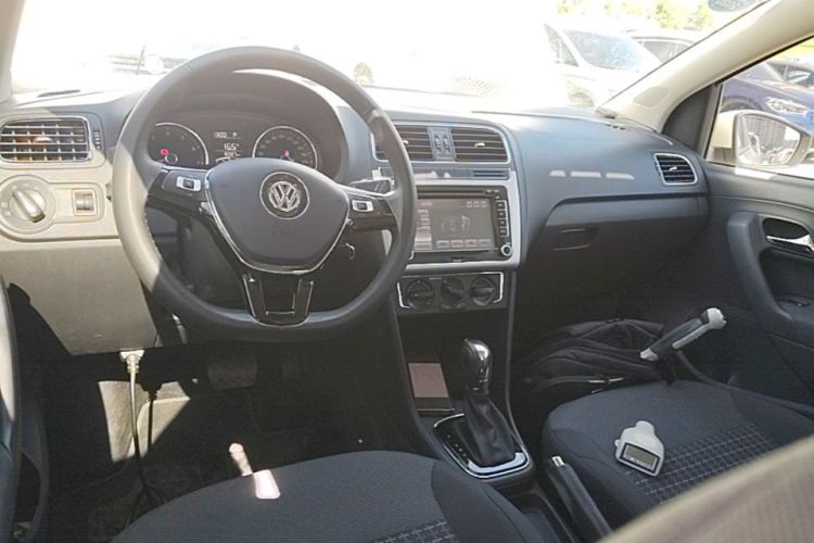 Volkswagen Polo 2017 #10 Volkswagen Polo 2017 car image #10