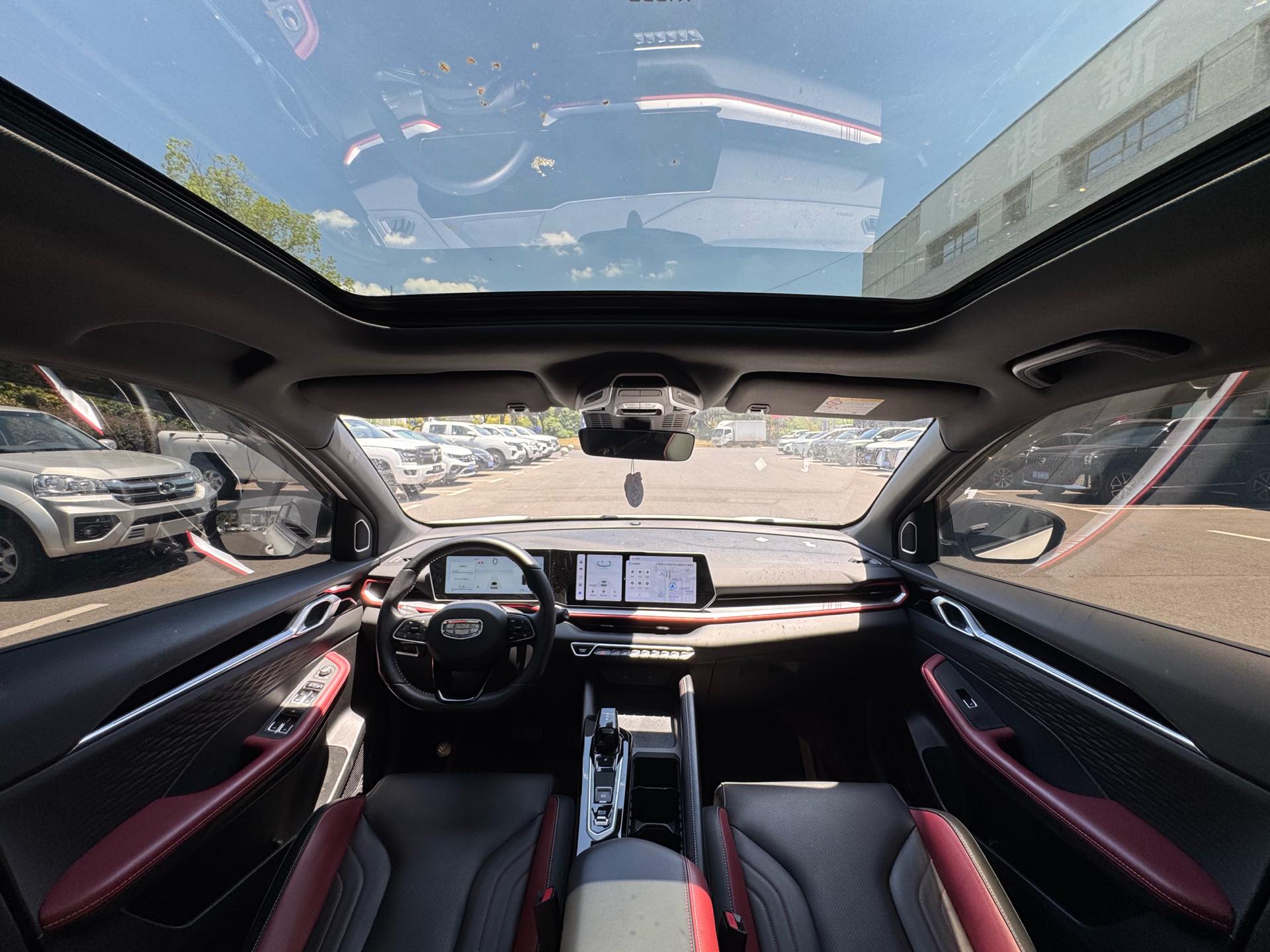 GEELY Coolray 2022 imagem de carro #8
