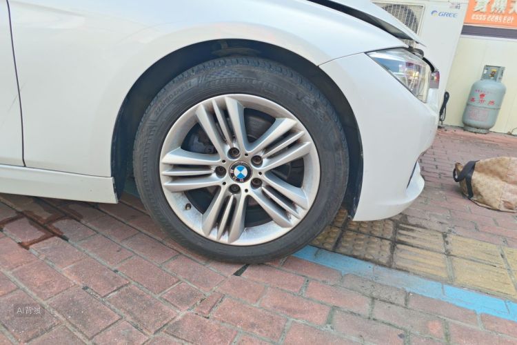 BMW 3 Series 2017 #9 BMW 3 Series 2017 car image #9