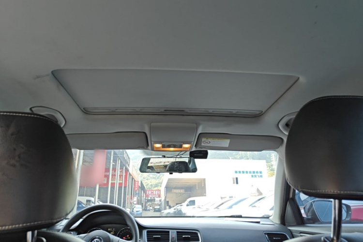 Volkswagen Lavida 2015 car image #18