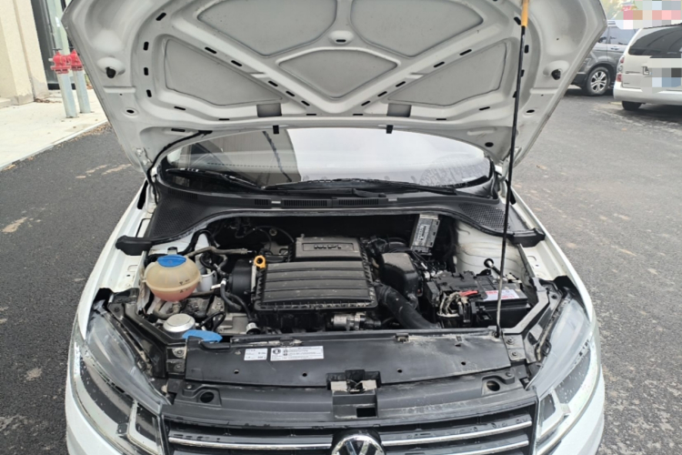 Volkswagen Santana 2020 imagem de carro #20