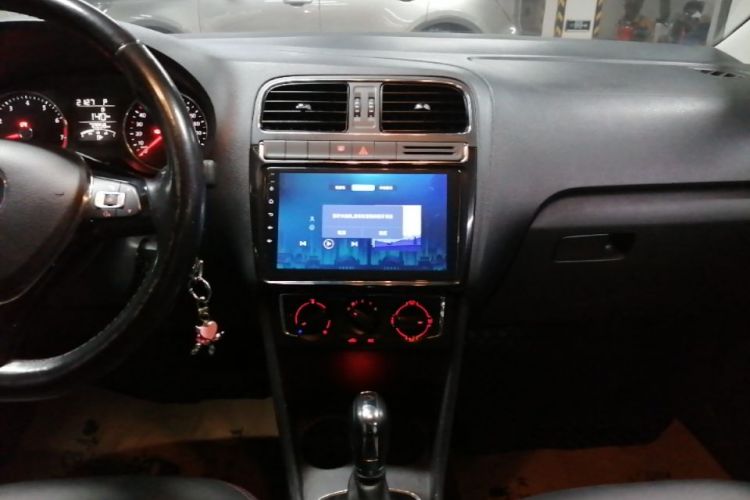 Volkswagen Polo 2017 #13 Volkswagen Polo 2017 car image #13