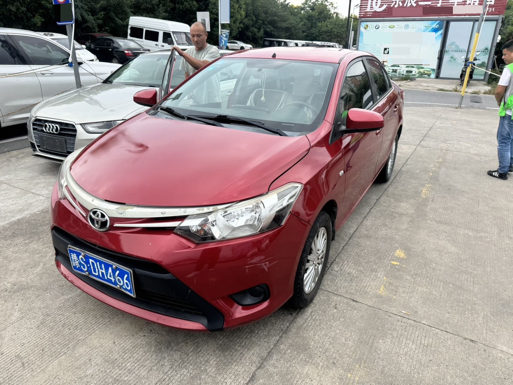 Toyota Vios 2015 Toyota Vios 2015 car image