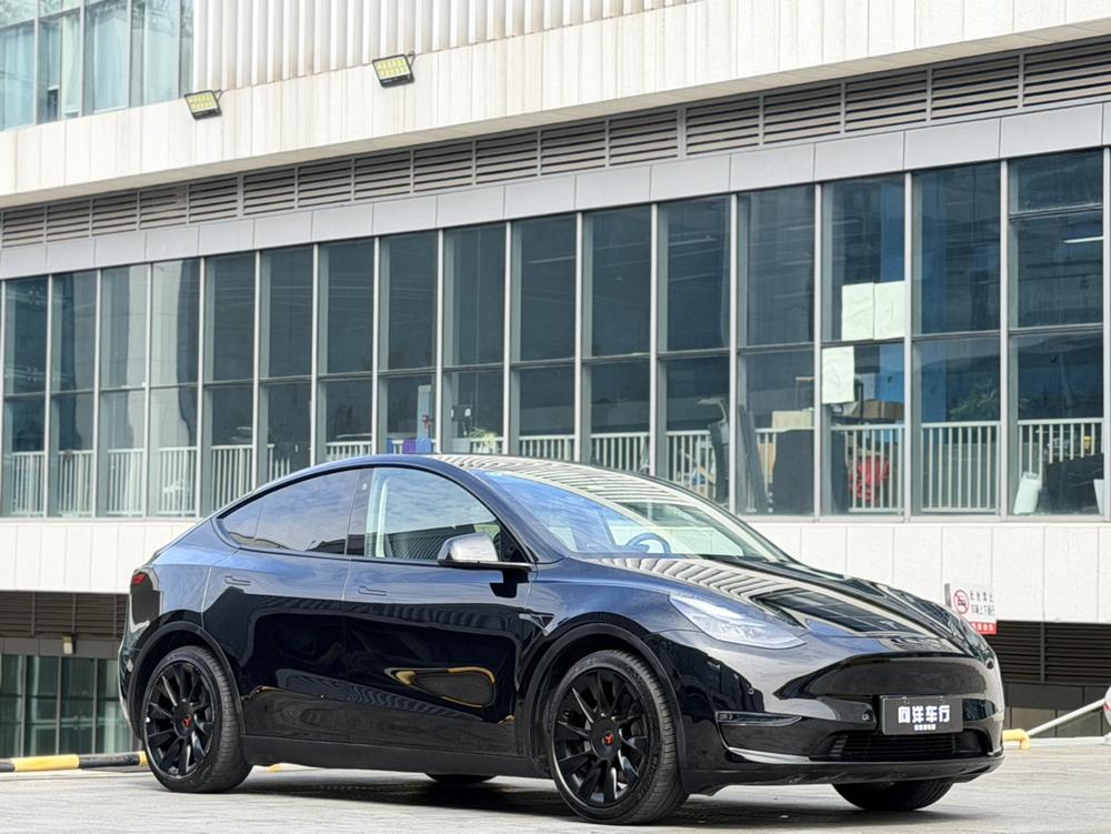 Tesla Model Y 2021 #2 Tesla Model Y 2021 car image #2