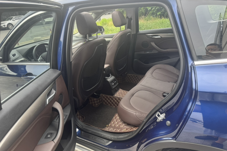 BMW X1 2018 #16 BMW X1 2018 immagine di auto #16