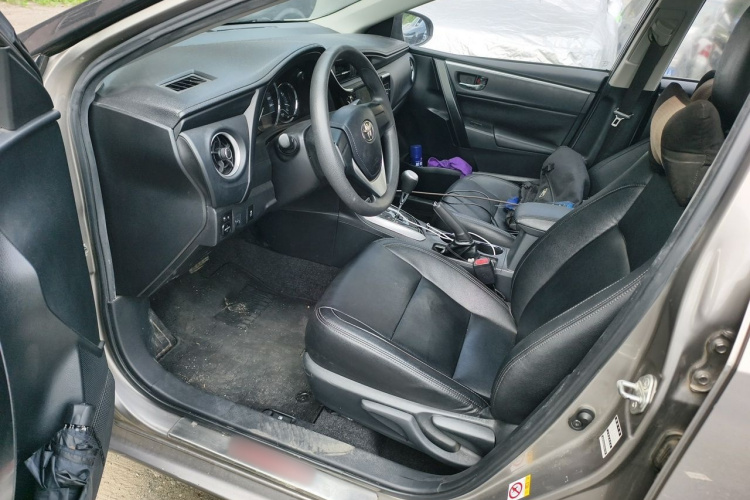 Toyota Corolla 2018 car image #9