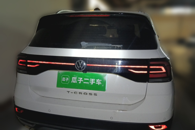 Volkswagen T-Cross 2021 car image #4