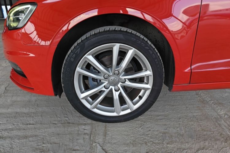 Audi A3 2016 car image #9