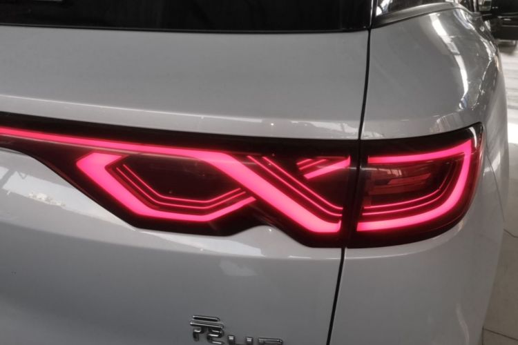 BYD YuanUP 2025 #8 BYD YuanUP 2025 صورة سيارة #8