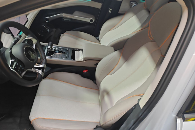 BYD Yuan Plus 2024 #15 BYD Yuan Plus 2024 car image #15