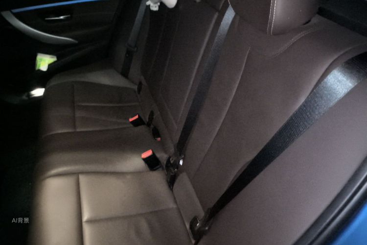 BMW 3 Series 2019 imagem de carro #19