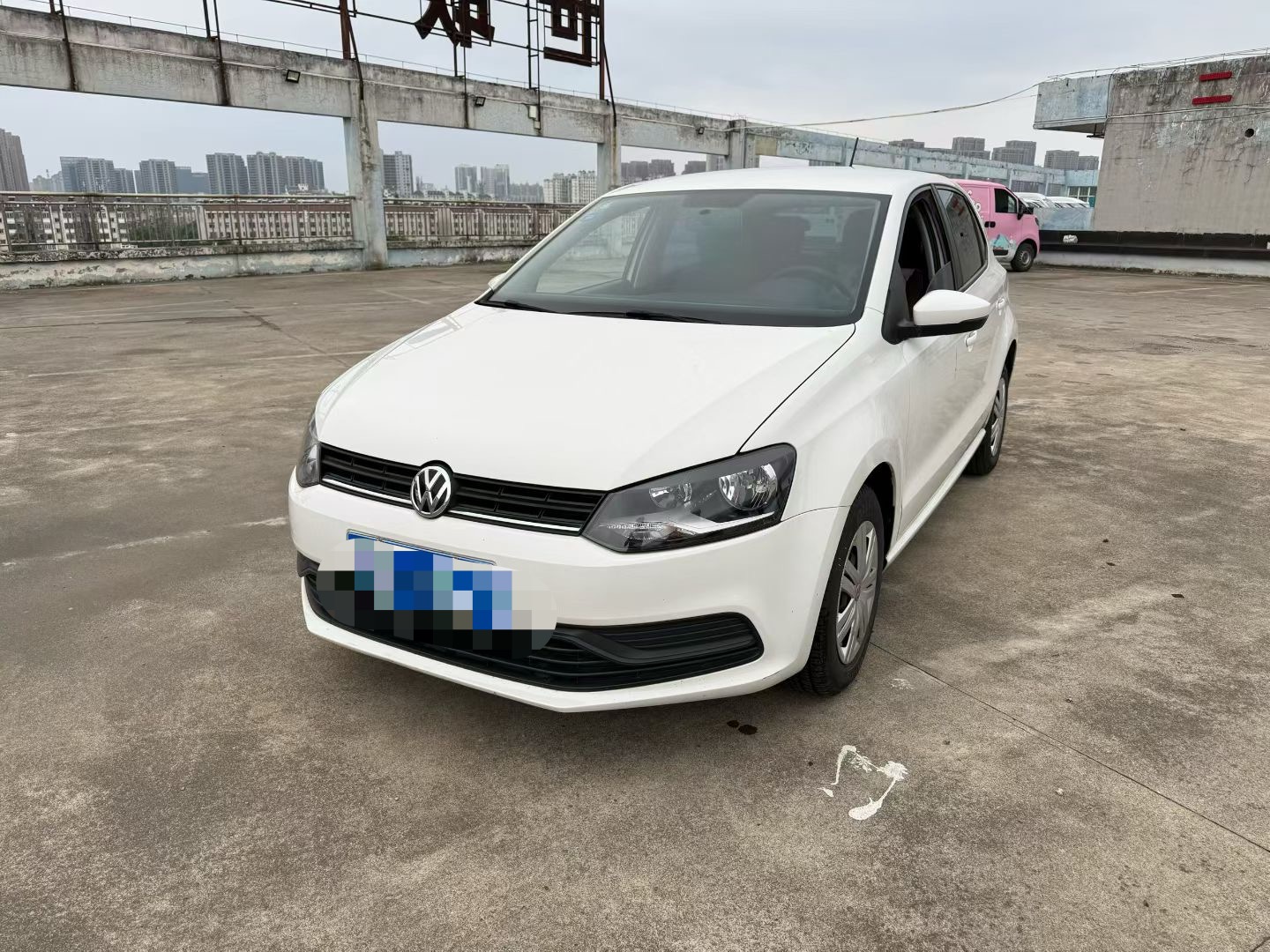 Volkswagen Polo 2017 Volkswagen Polo 2017 car image