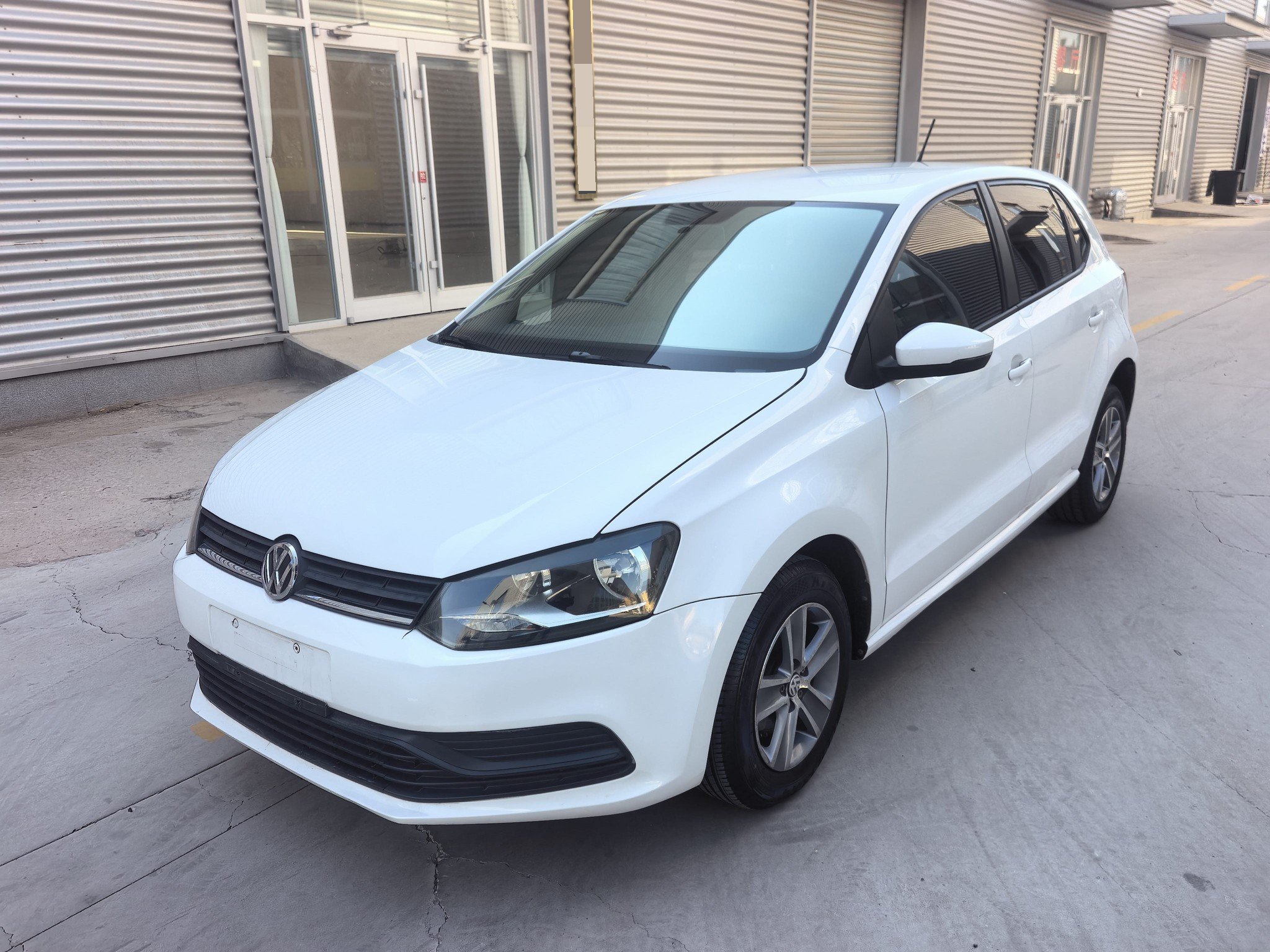 Volkswagen Polo 2018 Volkswagen Polo 2018 car image