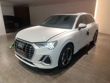 Audi Q3 2022 Audi Q3 2022 car image