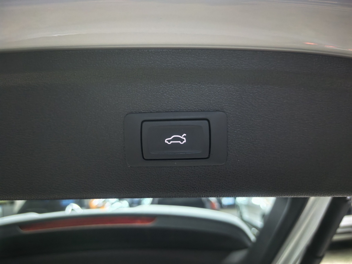 Audi A3 2023 car image #26
