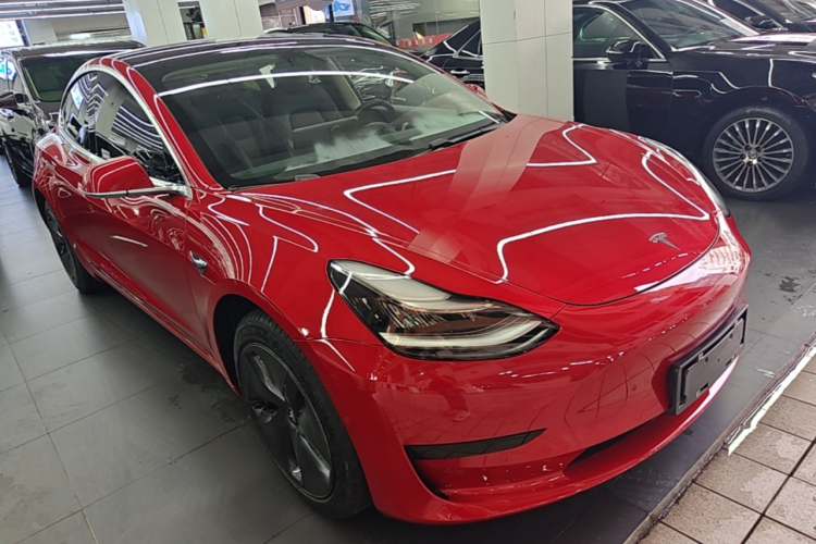Tesla Model 3 2020 immagine di auto #4