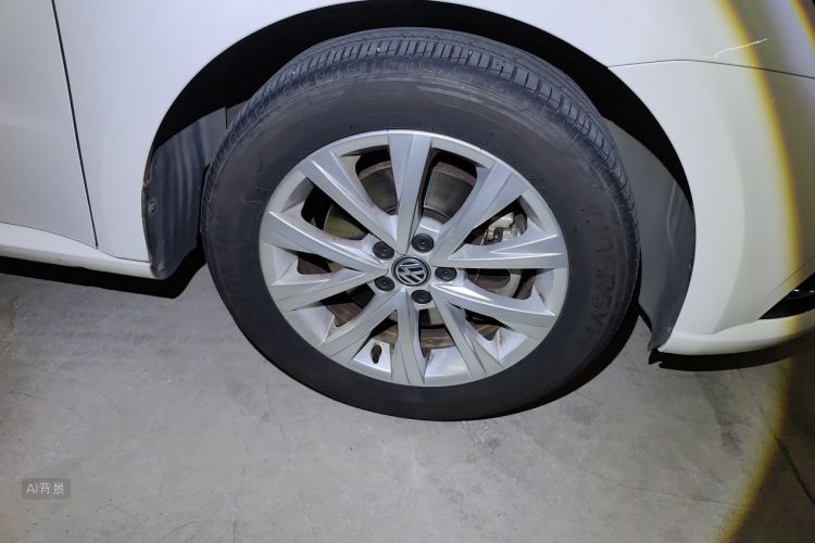 Volkswagen Lavida 2017 car image #9