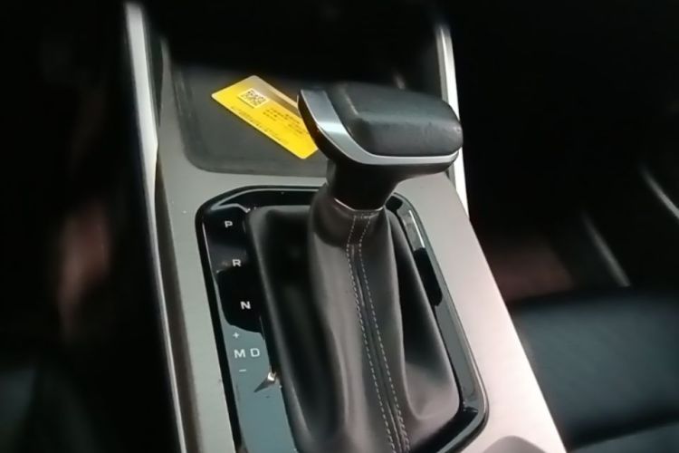 GEELY Emgrand 2022 car image #14