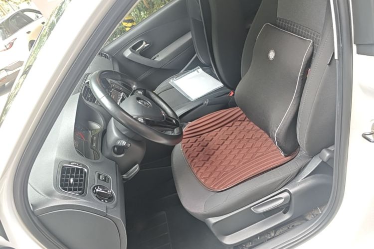 Volkswagen Polo 2017 #15 Volkswagen Polo 2017 car image #15