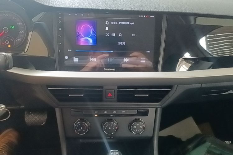 Volkswagen Lavida 2019 #13 Volkswagen Lavida 2019 car image #13