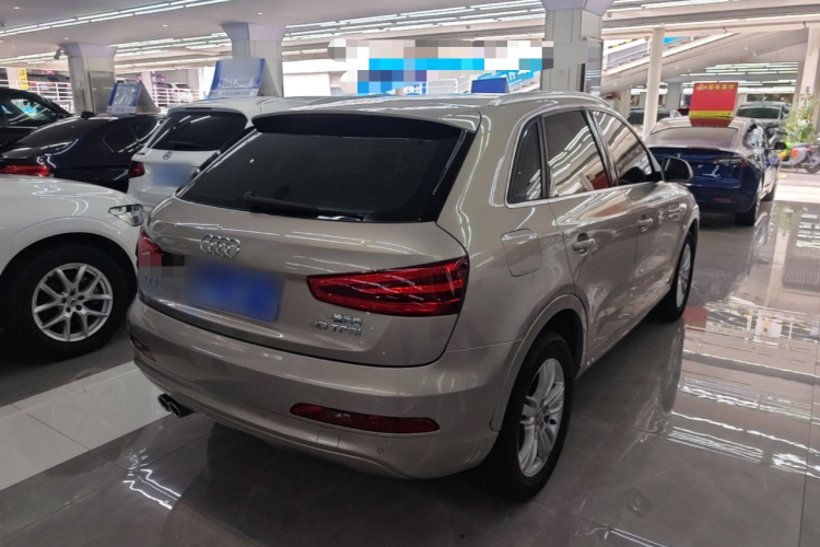 Audi Q3 2015 #7 Audi Q3 2015 car image #7