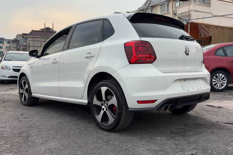 Volkswagen Polo 2016 #7 Volkswagen Polo 2016 car image #7