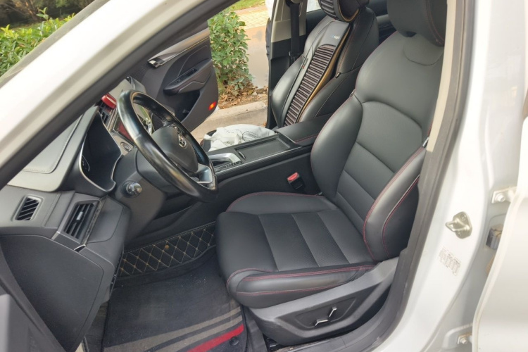 GEELY Binray 2019 car image #19