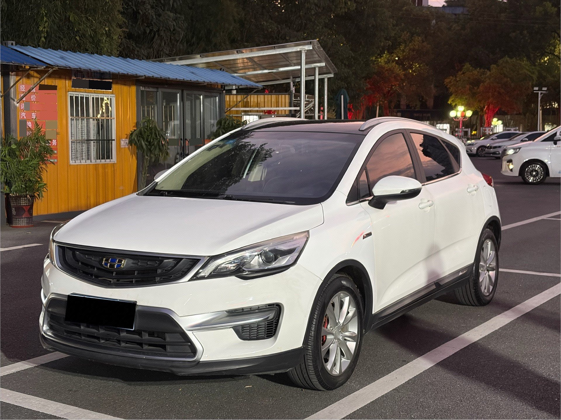GEELY Emgrand GS 2017 car image 