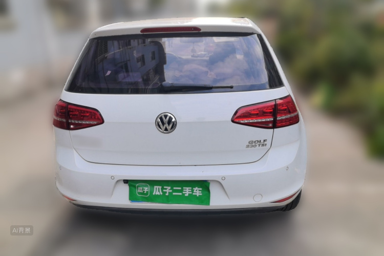 Volkswagen Golf 2017 car image #6