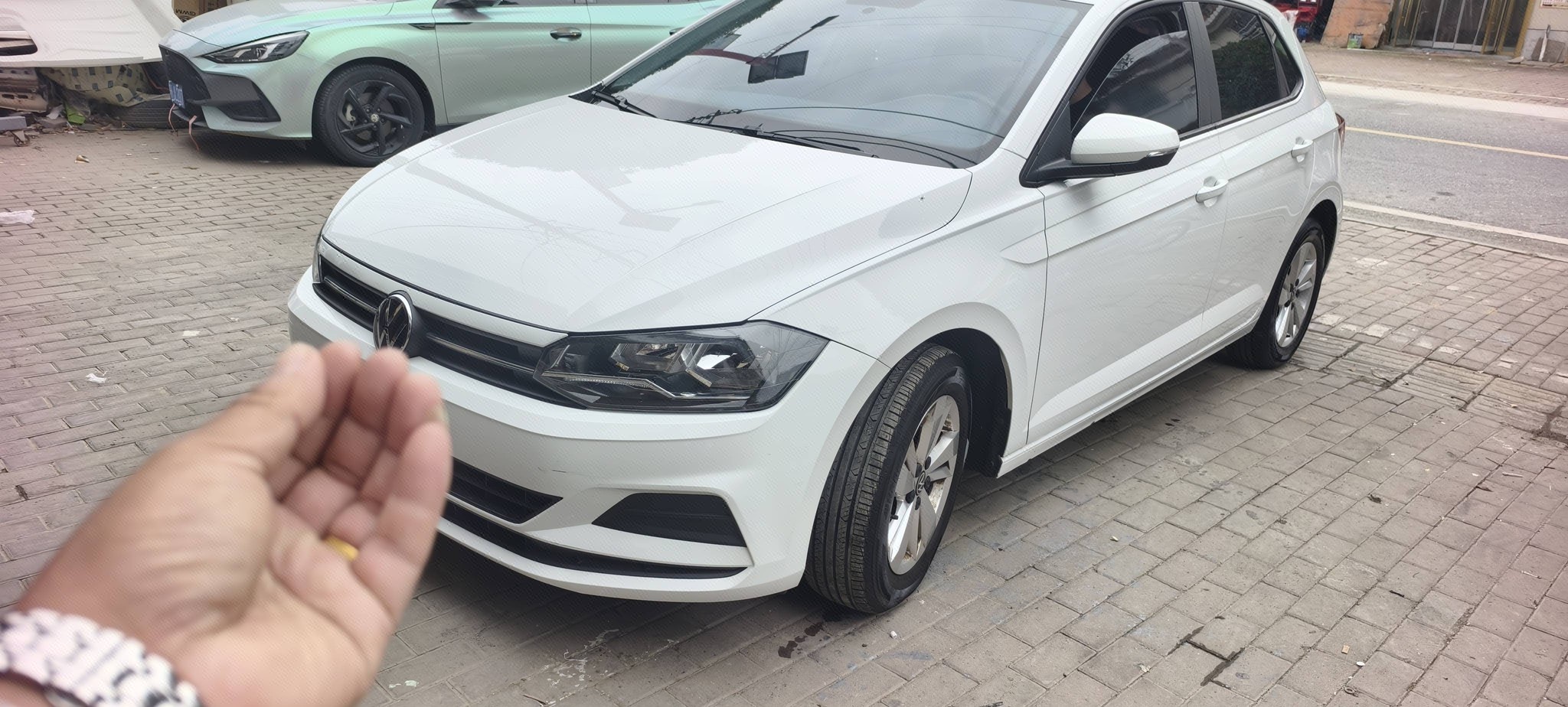 Volkswagen Polo 2023 car image 