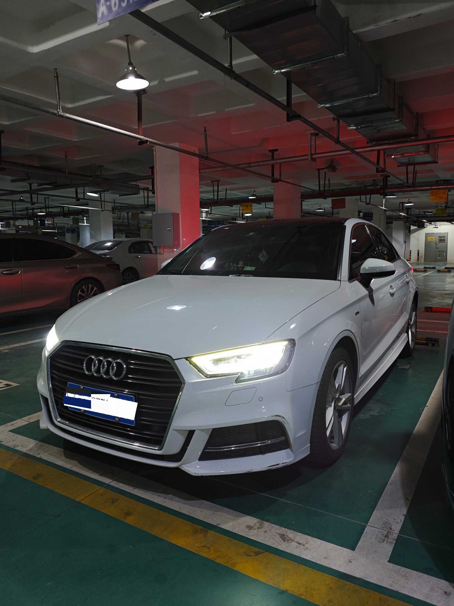 2019 2019 immagine di auto