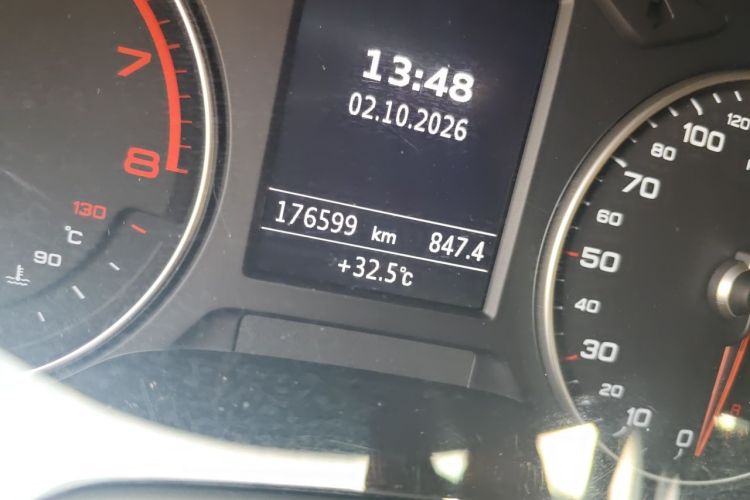 Audi A3 2018 imagen de coche #8