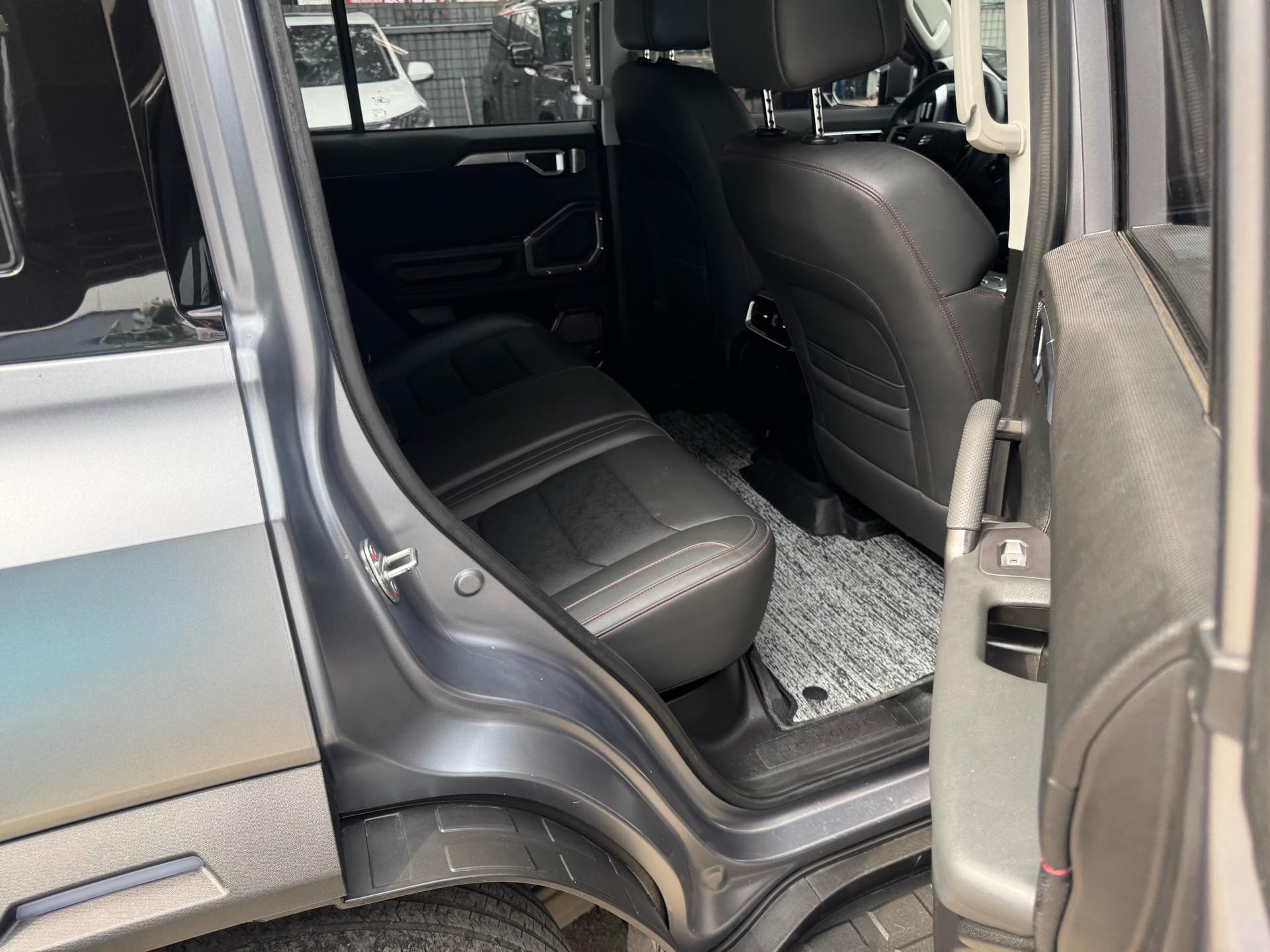 Jetour Traveller 2024 car image #5