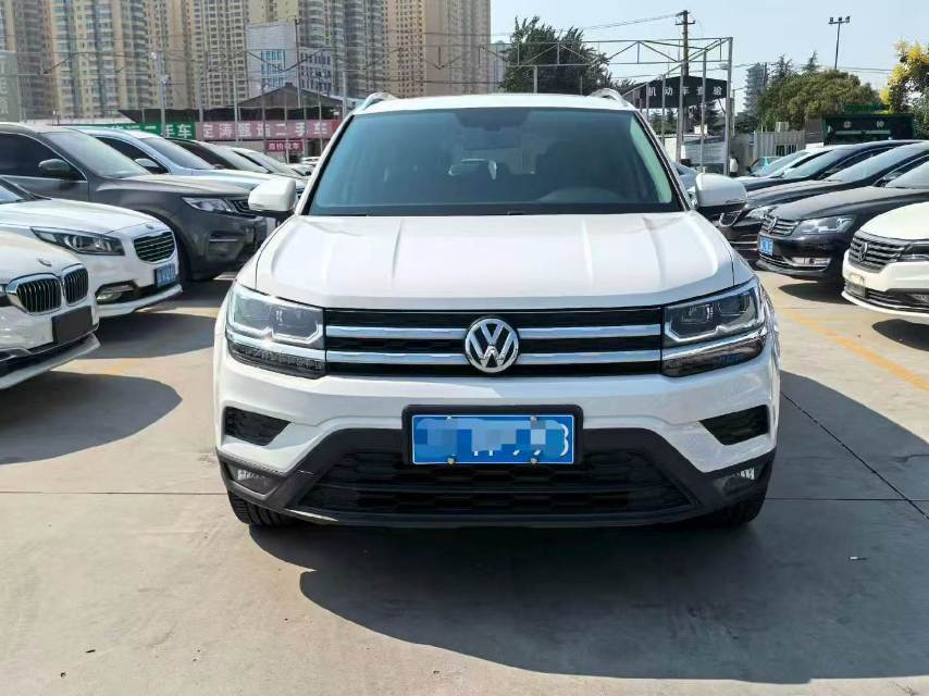 Volkswagen Tharu 2019 car image #2